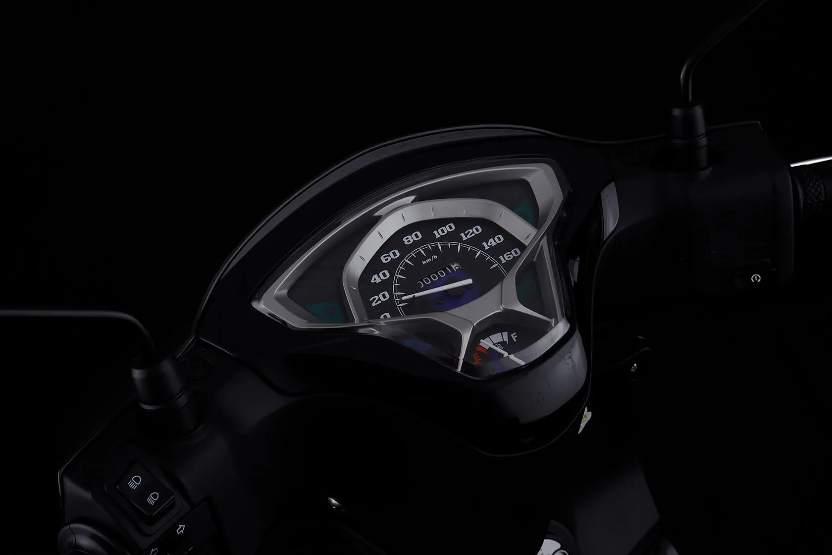 Panel de instrumentos de la Yamaha Crypton FINN